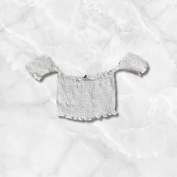 Cute White Shirred Frill Trim Bodice Off the Shoulder Crop Top Made in USA NWT - Picture 1 of 4